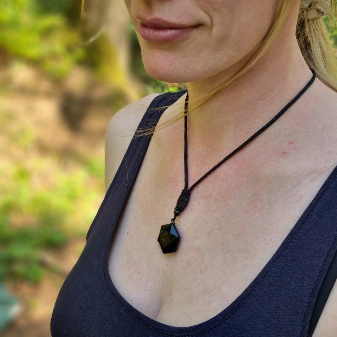 Collar con colgante de Obsidiana Negra - Aventurinne