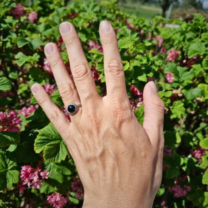 Sterling Silver Black Onyx Protective Ring - Aventurinne
